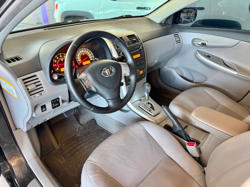 COROLLA 2.0 XEI 16V FLEX 4P AUTOMÁTICO - 2012 - CAXIAS DO SUL