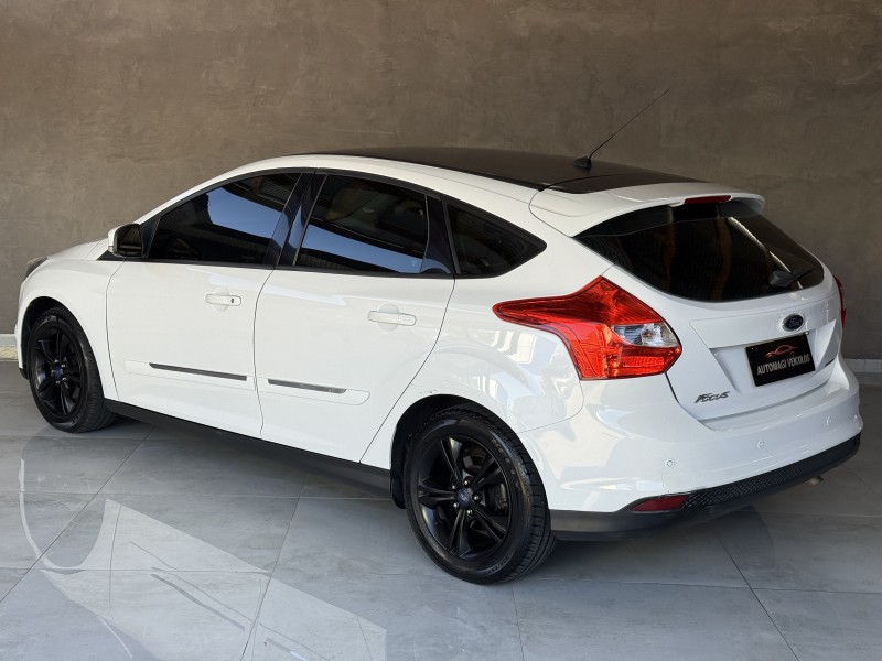 FOCUS 1.6 SE 16V FLEX 4P AUTOMÁTICO - 2015 - CAXIAS DO SUL