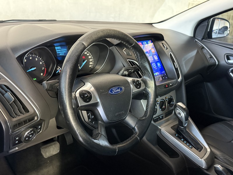 FOCUS 1.6 SE 16V FLEX 4P AUTOMÁTICO - 2015 - CAXIAS DO SUL