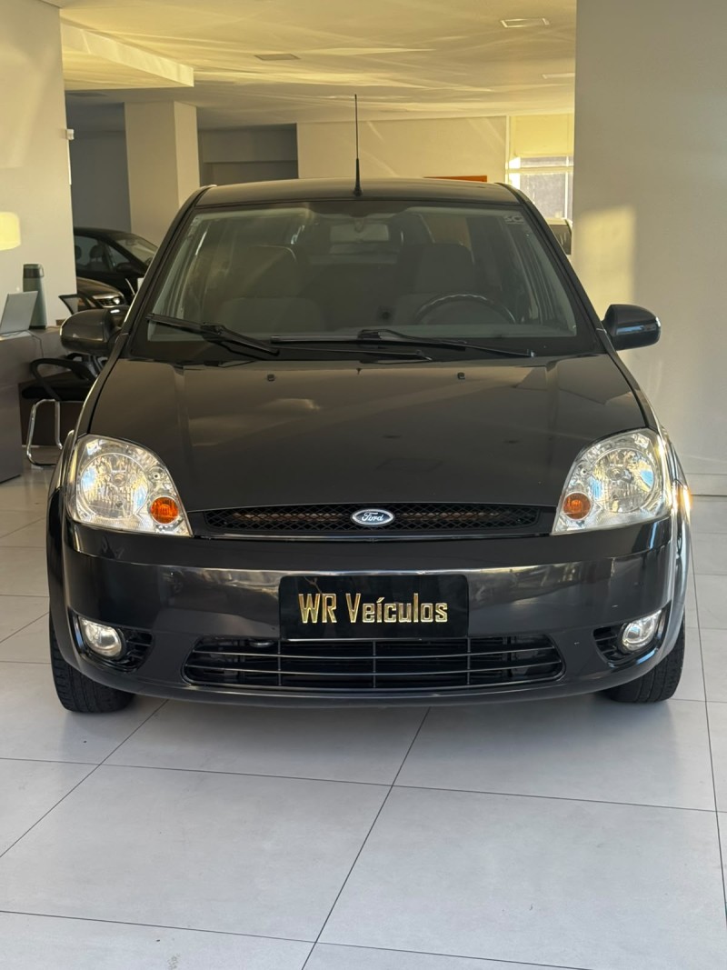 FIESTA 1.0 MPI 8V GASOLINA 4P MANUAL - 2005 - BENTO GONçALVES