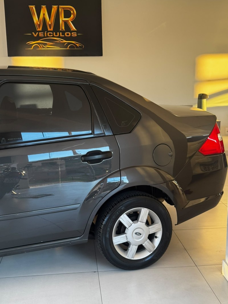 FIESTA 1.0 MPI 8V GASOLINA 4P MANUAL - 2005 - BENTO GONçALVES
