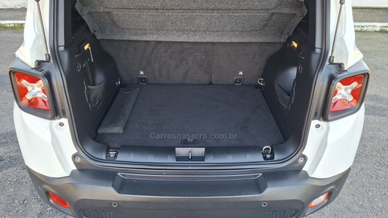 RENEGADE 1.8 16V FLEX SPORT 4P AUTOMÁTICO - 2016 - CAXIAS DO SUL