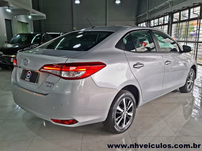YARIS  - 2022 - NOVO HAMBURGO