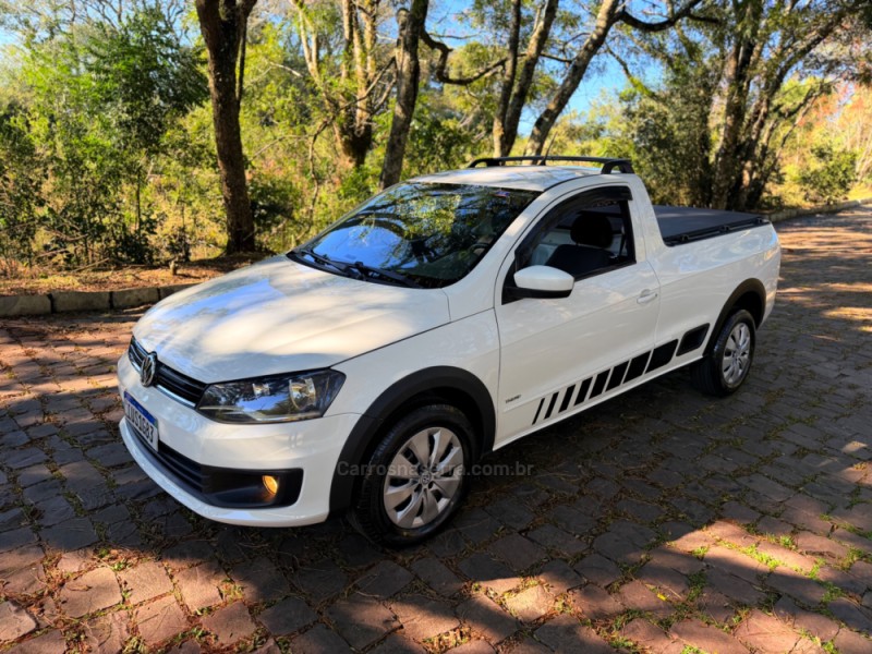 SAVEIRO 1.6 MI CS 8V FLEX 2P MANUAL G.VI - 2014 - NOVA PRATA