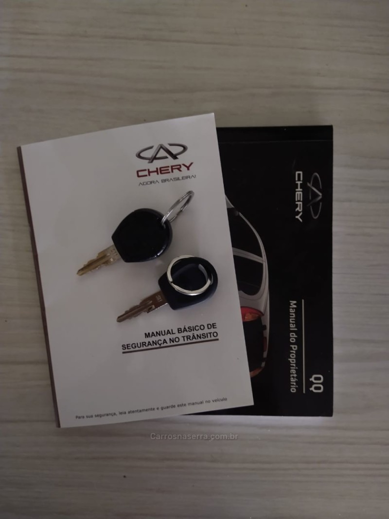 QQ 1.0 MPFI LOOK 12V GASOLINA 4P MANUAL - 2020 - CAXIAS DO SUL