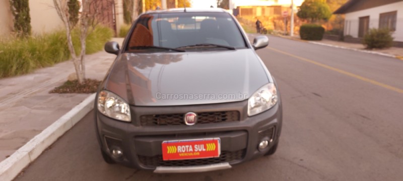 STRADA 1.4 FREEDOM CD 8V FLEX 3P MANUAL - 2019 - FARROUPILHA