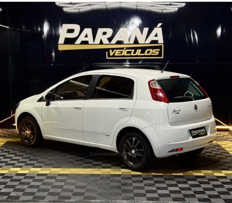 PUNTO 1.4 ELX 8V FLEX 4P MANUAL - 2011 - ESTâNCIA VELHA