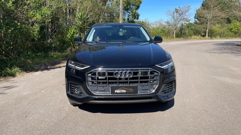 Q8 3.0 TFSI PERFORMANCE QUATTRO V6 24V GASOLINA 4P S-TRONIC - 2020 - BENTO GONçALVES