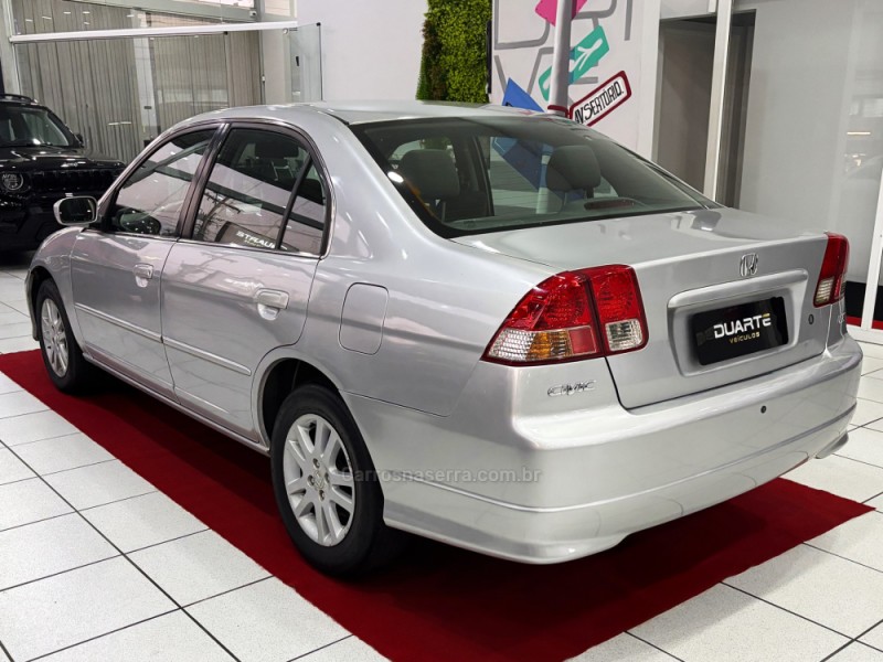 CIVIC 1.7 LX 16V GASOLINA 4P MANUAL - 2004 - PORTO ALEGRE