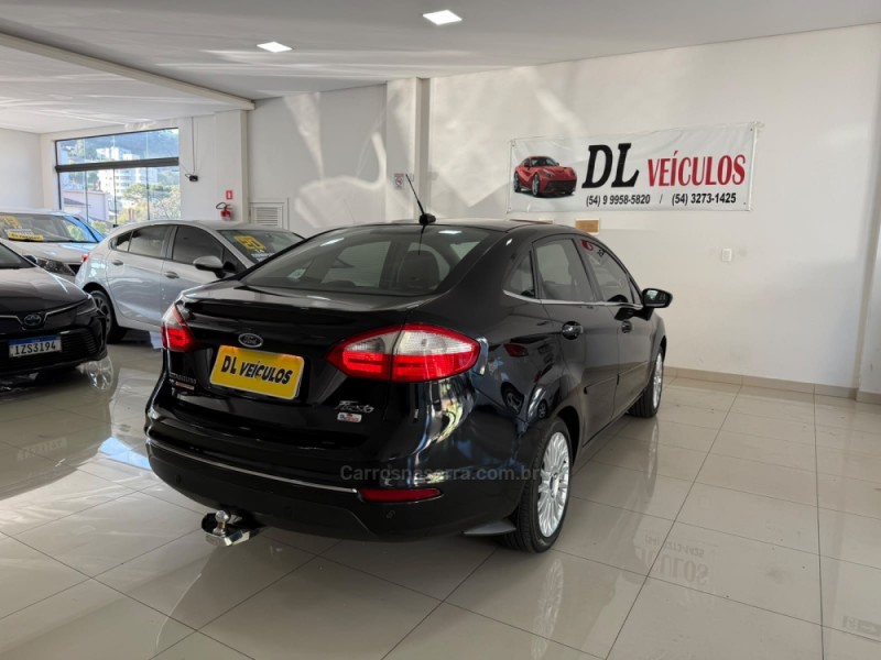 FIESTA 1.6 TITANIUM SEDAN 16V FLEX 4P AUTOMÁTICO - 2014 - NOVA BASSANO