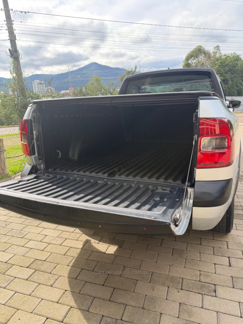 SAVEIRO 1.6 MI CE 8V FLEX 2P MANUAL G.V - 2012 - ENCANTADO