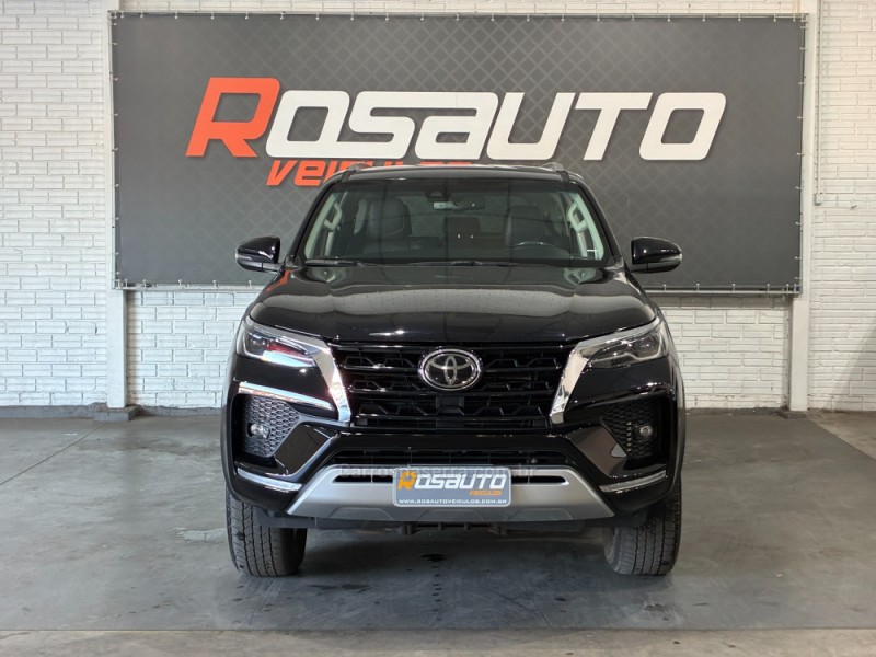 HILUX SW4 2.8 SRX 4X4 7 LUGARES 16V TURBO INTERCOOLER DIESEL 4P AUTOMÁTICO - 2021 - VENâNCIO AIRES
