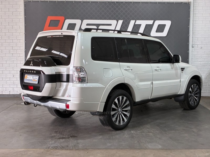 PAJERO FULL 3.2 HPE 4X4 16V TURBO INTERCOOLER DIESEL 4P AUTOMÁTICO - 2019 - VENâNCIO AIRES