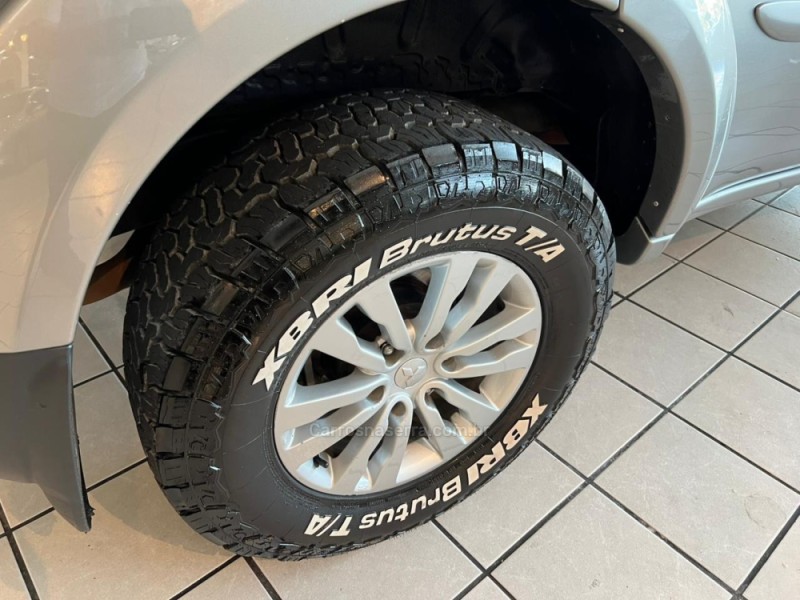 PAJERO DAKAR 3.2 HPE 4X4 7 LUGARES 16V TURBO INTERCOOLER DIESEL 4P AUTOMÁTICO - 2015 - CAXIAS DO SUL