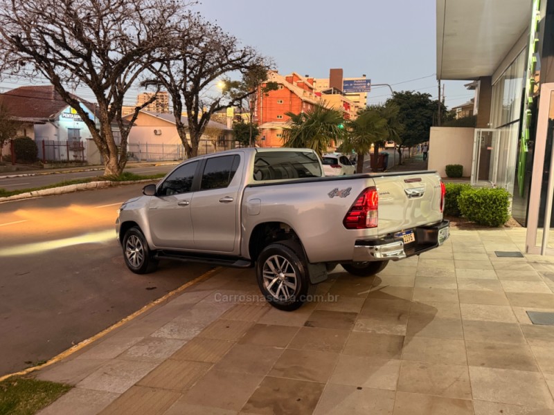 HILUX 2.8 SR 4X4 CD 16V DIESEL 4P AUTOMÁTICO - 2025 - FARROUPILHA