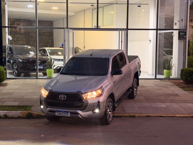 HILUX 2.8 SR 4X4 CD 16V DIESEL 4P AUTOMÁTICO - 2025 - FARROUPILHA
