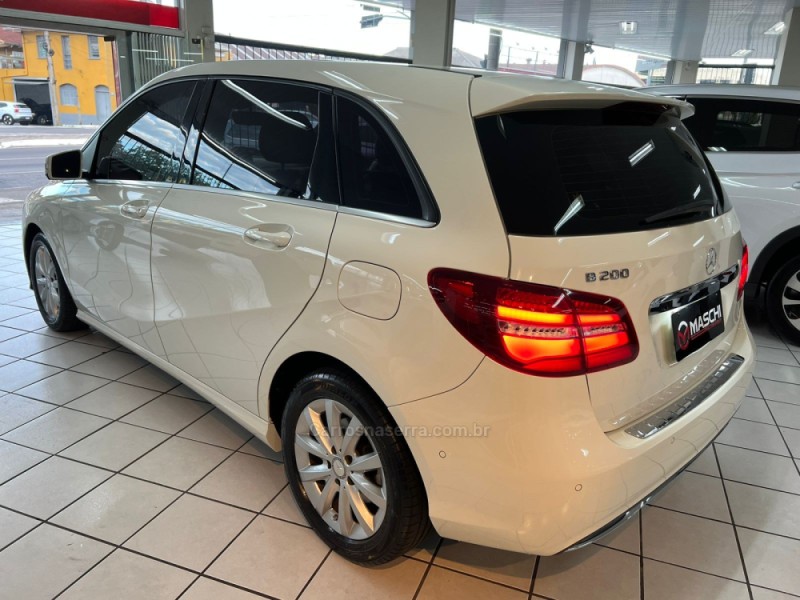 B 200 1.6 TURBO 16V FLEX 4P AUTOMATIZADO - 2017 - CAXIAS DO SUL