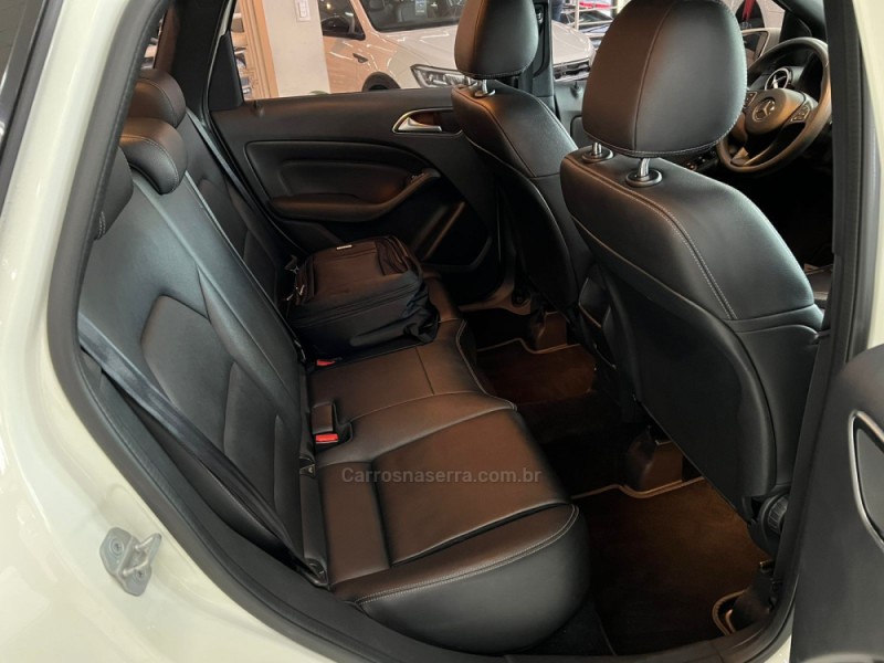 B 200 1.6 TURBO 16V FLEX 4P AUTOMATIZADO - 2017 - CAXIAS DO SUL