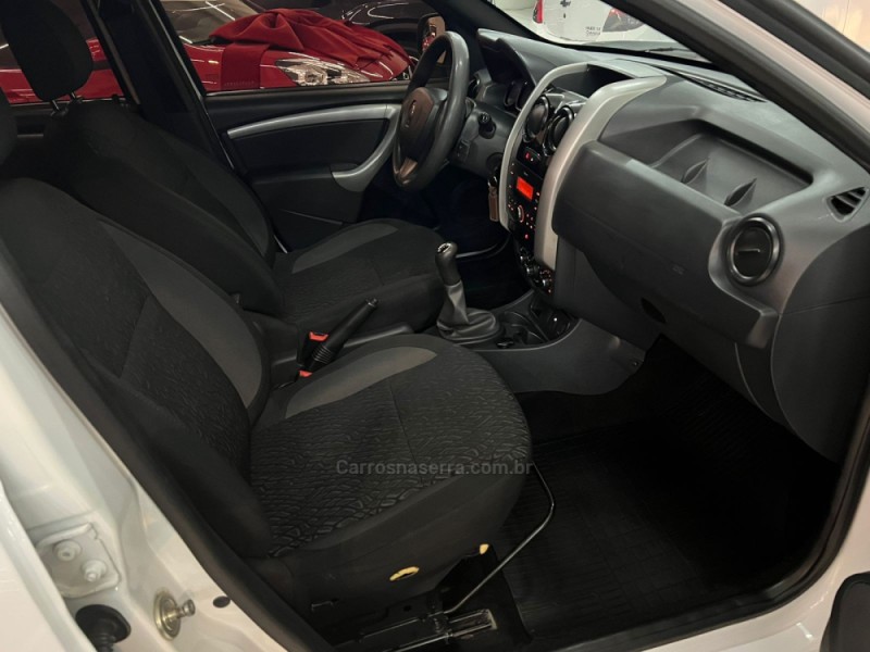 OROCH 1.6 16V EXPRESSION FLEX 4P MANUAL - 2018 - CAXIAS DO SUL