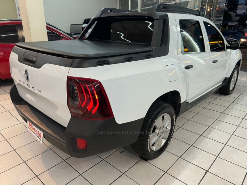 OROCH 1.6 16V EXPRESSION FLEX 4P MANUAL - 2018 - CAXIAS DO SUL