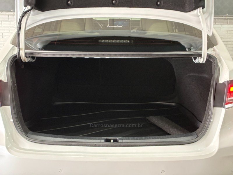 COROLLA 2.0 ALTIS PREMIUM 16V FLEX 4P AUTOMÁTICO - 2023 - VENâNCIO AIRES