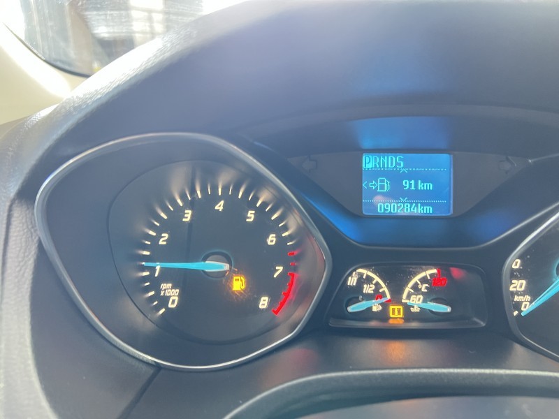 FOCUS 1.6 SE HATCH 16V FLEX 4P AUTOMÁTICO - 2015 - CAXIAS DO SUL