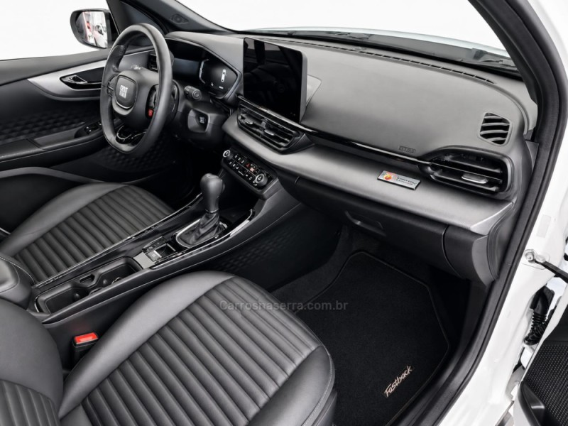 FASTBACK 1.3 LIMITED EDITION 270 TURBO FLEX 4P AUTOMÁTICO - 2023 - CAXIAS DO SUL