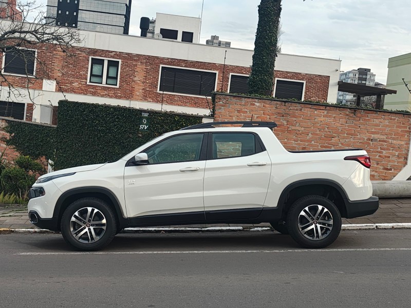 TORO 2.0 16V TURBO DIESEL FREEDOM 4WD AT9 AUTOMÁTICO - 2019 - FARROUPILHA