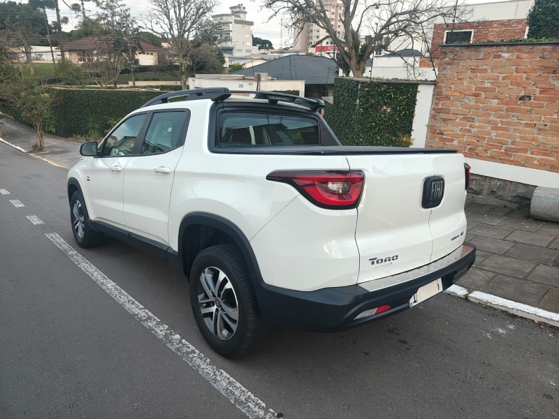 TORO 2.0 16V TURBO DIESEL FREEDOM 4WD AT9 AUTOMÁTICO - 2019 - FARROUPILHA