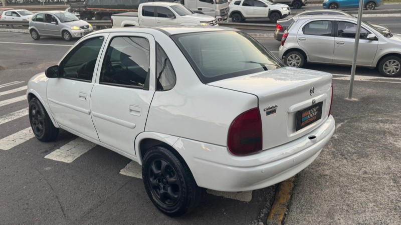 CORSA 1.6 MPFI GLS SEDAN 8V GASOLINA 4P MANUAL - 1996 - CAXIAS DO SUL