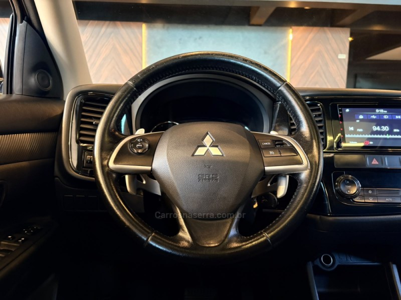OUTLANDER 2.0 16V GASOLINA 4P AUTOMÁTICO - 2015 - CAMPO BOM