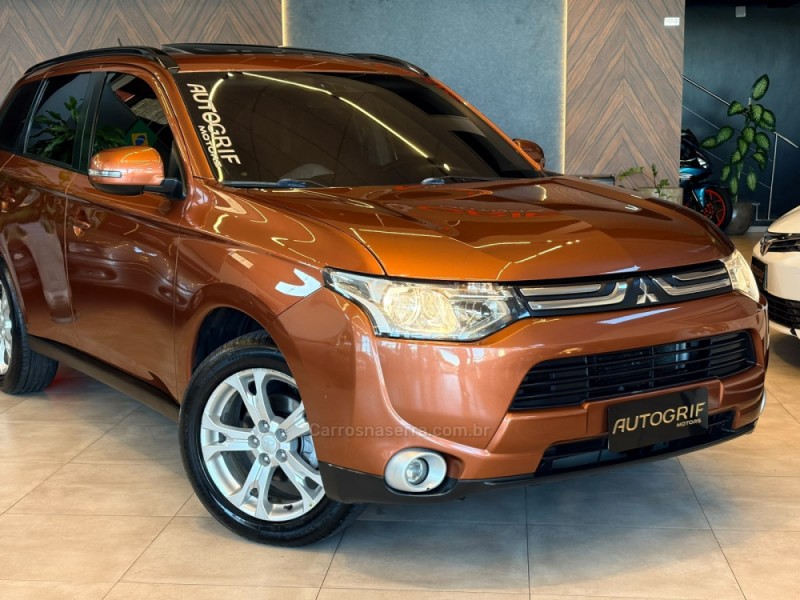OUTLANDER 2.0 16V GASOLINA 4P AUTOMÁTICO - 2015 - CAMPO BOM