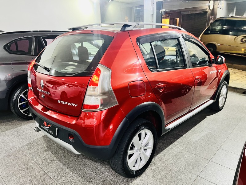 SANDERO 1.6 STEPWAY 8V FLEX 4P MANUAL - 2014 - CAXIAS DO SUL