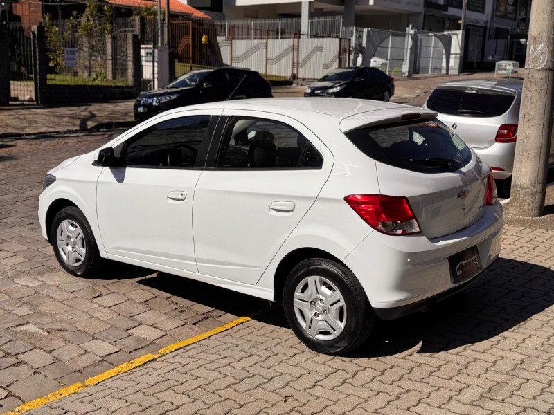 ONIX 1.0 LT PLUS 8V FLEX 4P MANUAL - 2014 - CAXIAS DO SUL