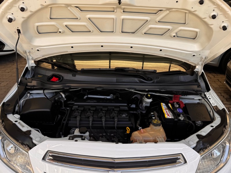 ONIX 1.0 LT PLUS 8V FLEX 4P MANUAL - 2014 - CAXIAS DO SUL