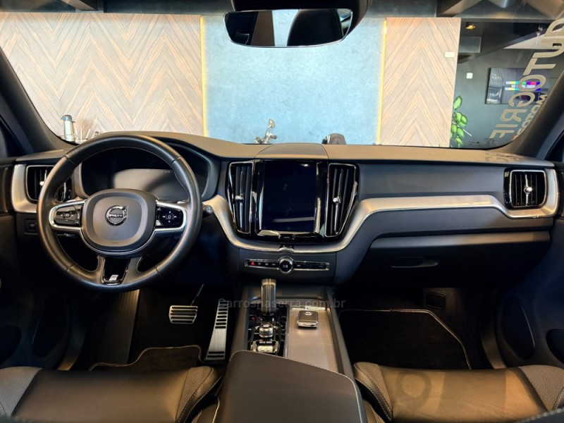 XC60 2.0 T8 R DESIGN HYBRID GASOLINA 4P AUTOMÁTICO - 2020 - CAMPO BOM