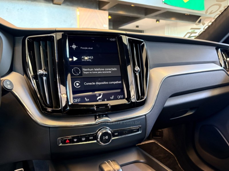 XC60 2.0 T8 R DESIGN HYBRID GASOLINA 4P AUTOMÁTICO - 2020 - CAMPO BOM