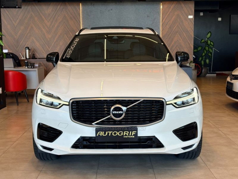 XC60 2.0 T8 R DESIGN HYBRID GASOLINA 4P AUTOMÁTICO - 2020 - CAMPO BOM