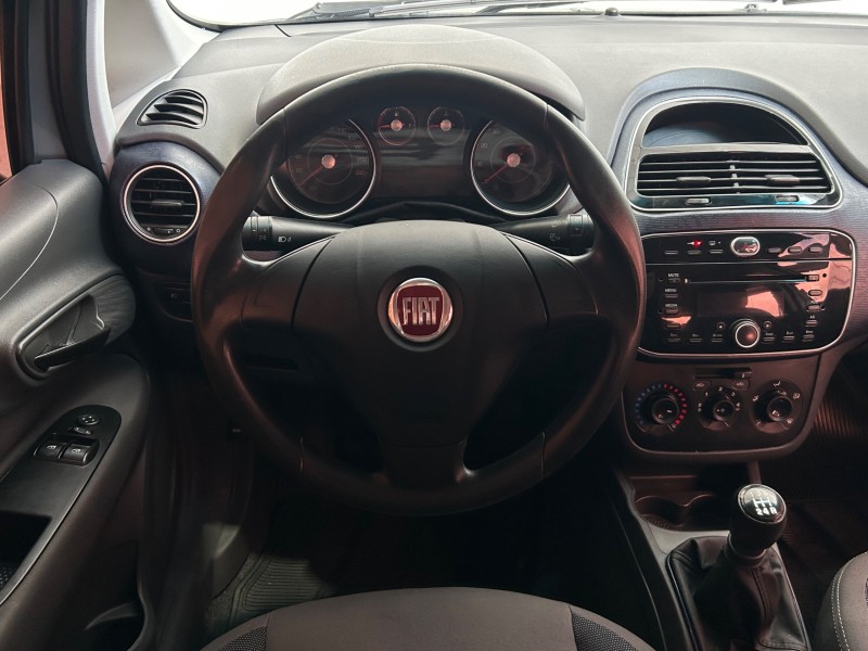 PUNTO 1.4 ATTRACTIVE 8V FLEX 4P MANUAL - 2014 - CAXIAS DO SUL
