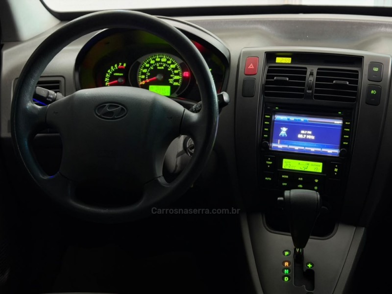 TUCSON 2.0 MPFI GL 16V 142CV 2WD GASOLINA 4P AUTOMÁTICO - 2015 - NOVO HAMBURGO
