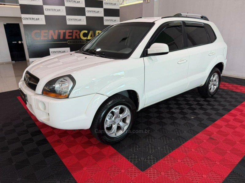 TUCSON 2.0 MPFI GL 16V 142CV 2WD GASOLINA 4P AUTOMÁTICO - 2015 - NOVO HAMBURGO