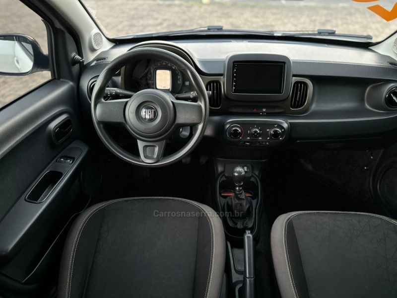 MOBI 1.0 TREKKING 8V FLEX 4P MANUAL - 2021 - MONTENEGRO