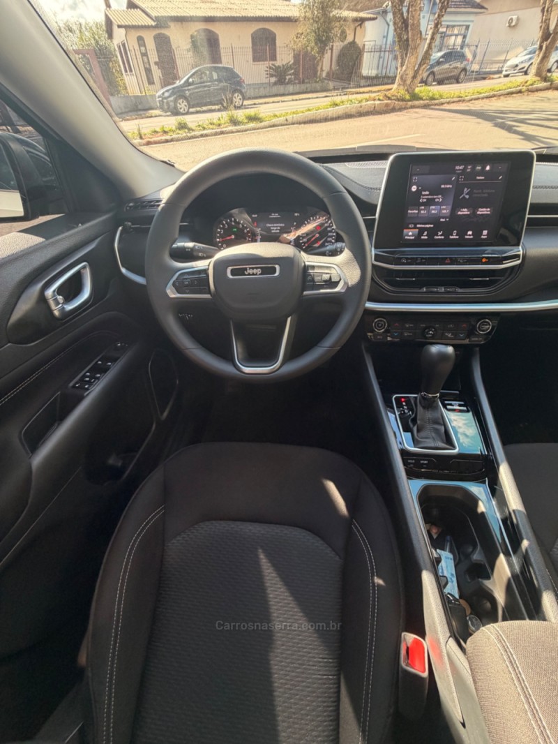 COMPASS 1.3 SPORT T270 16V TURBO FLEX 4P AUTOMÁTICO - 2025 - FARROUPILHA