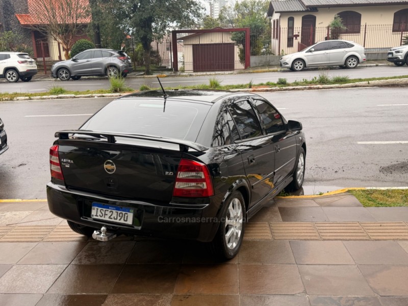 ASTRA 2.0 MPFI ADVANTAGE 8V FLEX 4P MANUAL - 2011 - FARROUPILHA
