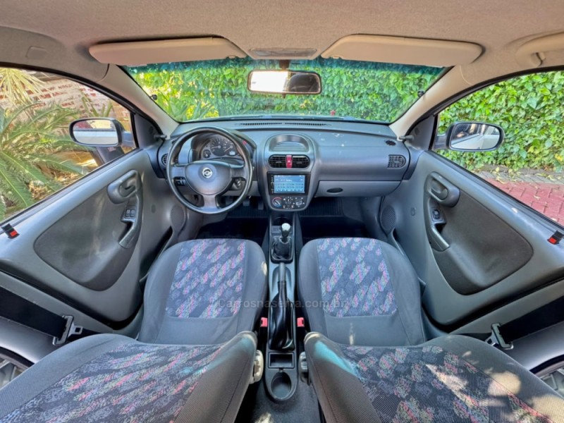 CORSA 1.0 MPFI MAXX 8V GASOLINA 4P MANUAL - 2005 - ROLANTE