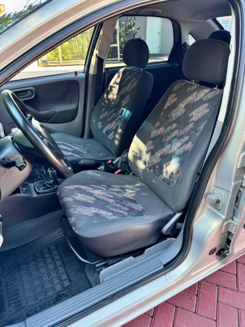 CORSA 1.0 MPFI MAXX 8V GASOLINA 4P MANUAL - 2005 - ROLANTE