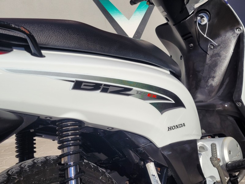 BIZ 125 EX - 2013 - CARLOS BARBOSA