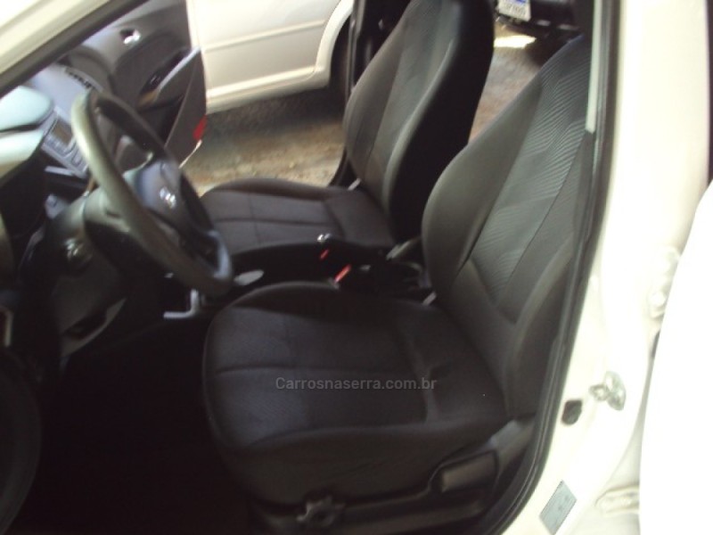 HB20S 1.6 COMFORT PLUS 16V FLEX 4P MANUAL - 2014 - CAXIAS DO SUL