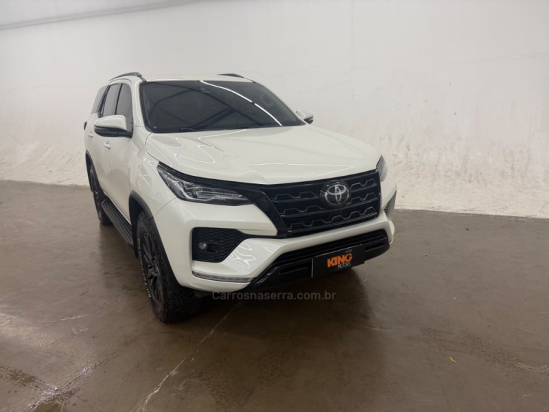 hilux sw4 2.8 srx 4x4 7 lugares 16v turbo intercooler diesel 4p automatico 2021 caxias do sul