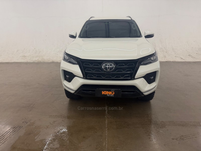 HILUX SW4 2.8 SRX 4X4 7 LUGARES 16V TURBO INTERCOOLER DIESEL 4P AUTOMÁTICO - 2021 - CAXIAS DO SUL